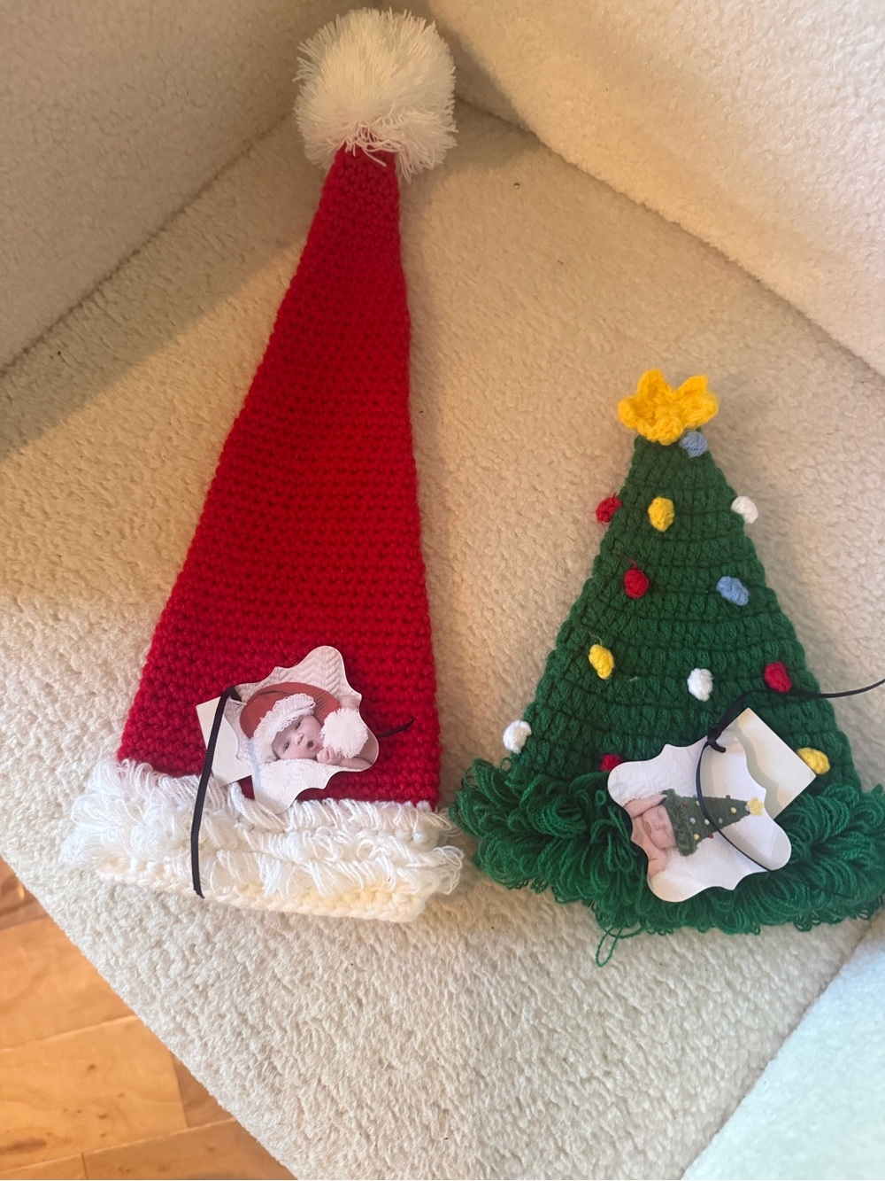 Mud Pie Red and Green Crochet Holiday Hat Set